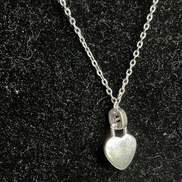 Silvertone & Goldtone 16” Heart Pendant Necklace with 3”extender - Picture 4 of 5